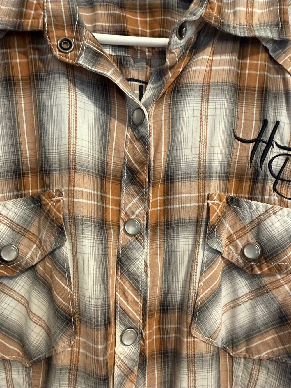 Harley-Davidson Brown and Gray Plaid Short-Sleeve Button-Down Shirt - Picture 4 of 6